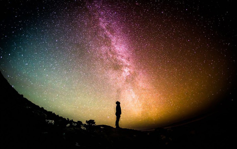 Que dit la Bible, le Coran et la Torah sur l'existence de Dieu ?